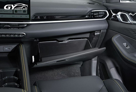 Geely-Coolray-L14